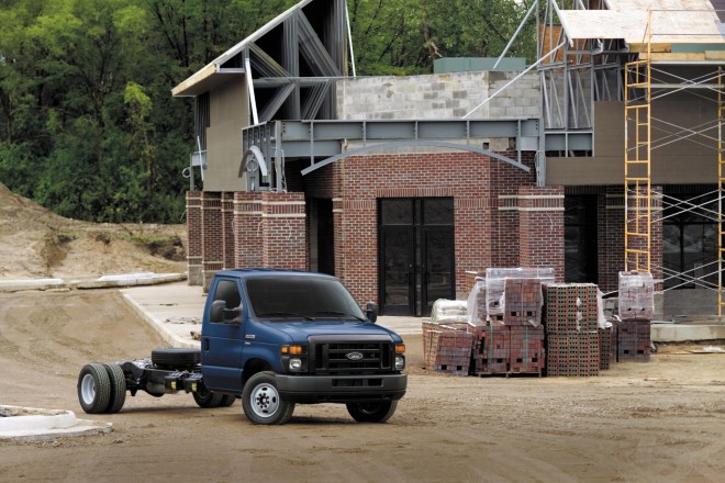 2014 Ford E-Series Wallpapers