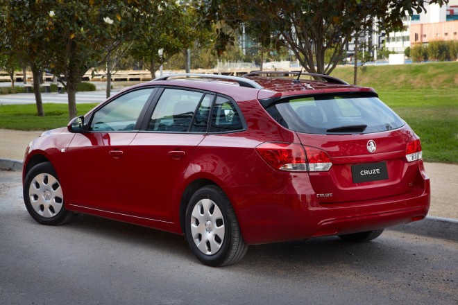 2014 Holden Cruze Sportwagon Wallpapers