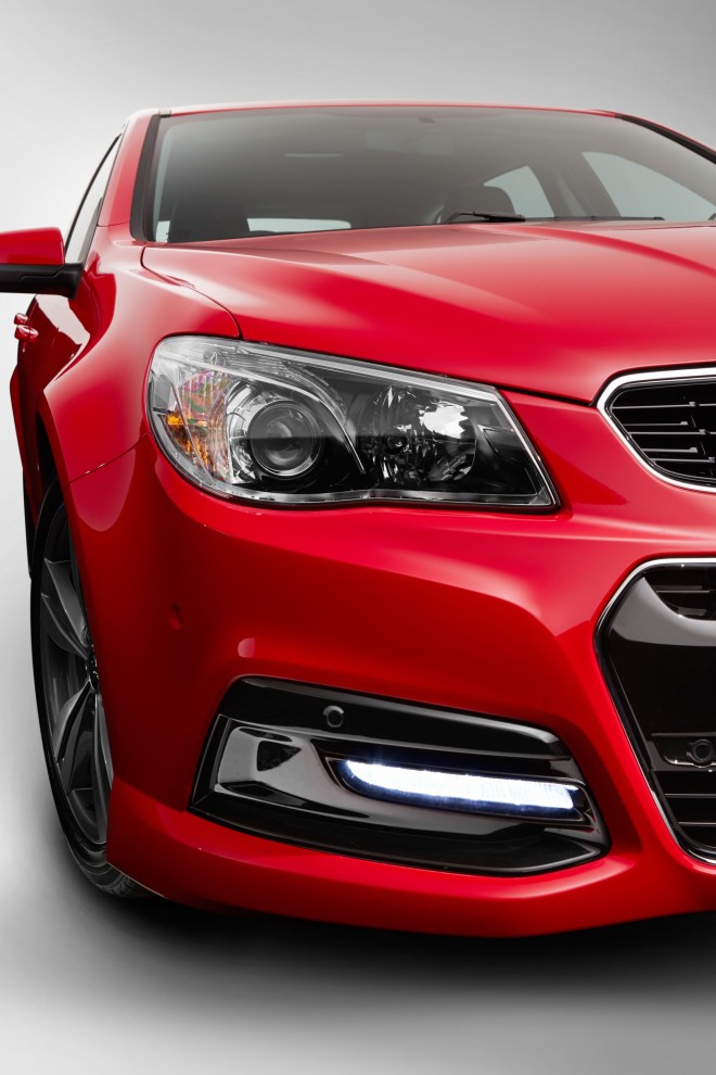 2014 Holden VF Commodore Sportwagon SV6 Wallpapers