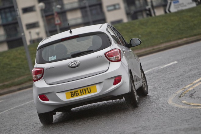 2014 Hyundai i10 Wallpapers