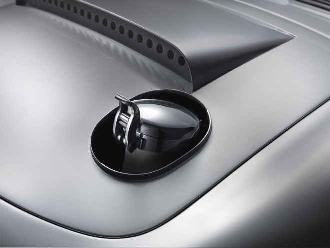 2014 Jaguar Lightweight E-Type Wallpapers