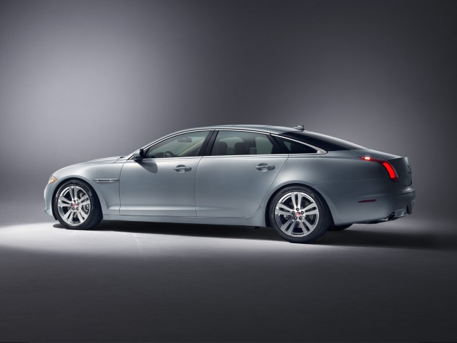 2014 Jaguar XJ Wallpapers