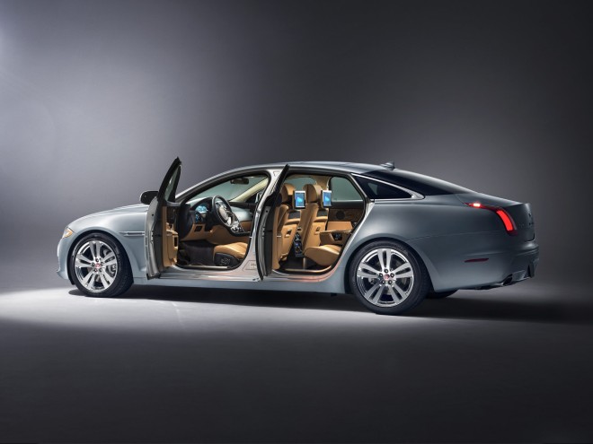 2014 Jaguar XJ Wallpapers