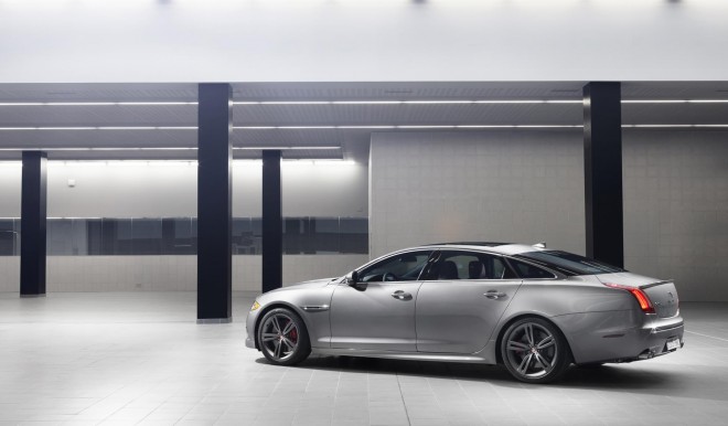 2014 Jaguar XJR Wallpapers