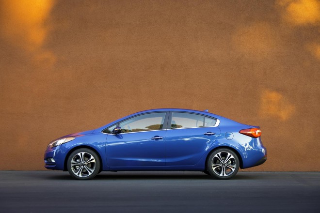 2014 Kia Forte Wallpapers