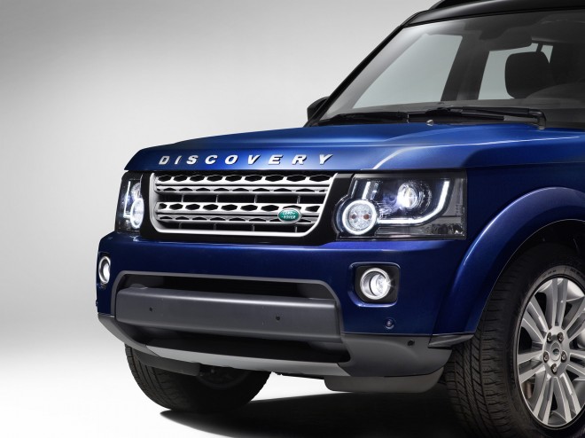 2014 Land Rover Discovery Wallpapers