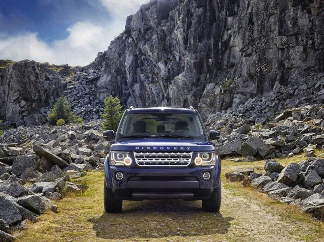 2014 Land Rover Discovery Wallpapers
