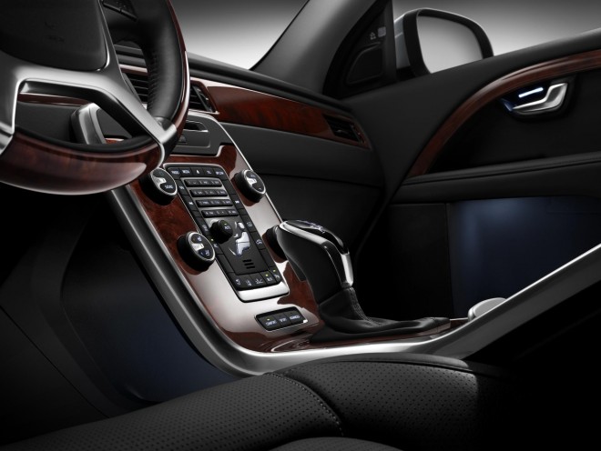 2014 Volvo S80 Wallpapers