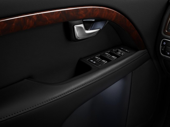 2014 Volvo S80 Wallpapers