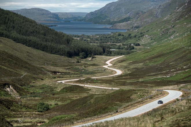 2015 Aston Martin Vanquish Wallpapers