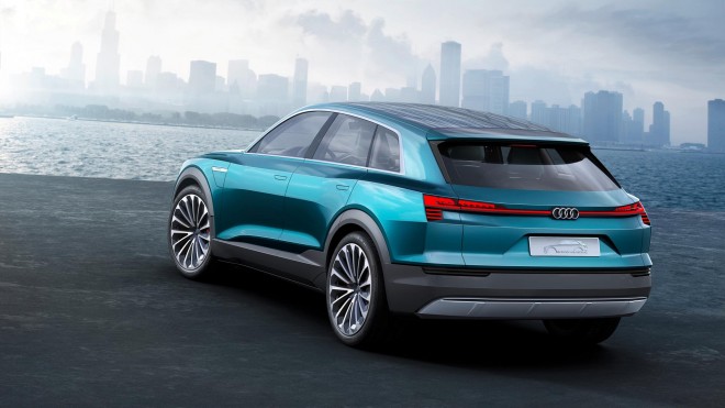 2015 Audi e-Tron Quattro Concept Wallpapers
