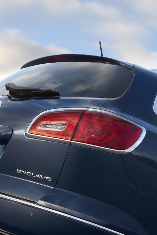2015 Buick Enclave Wallpapers