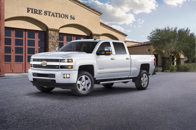 2015 Chevrolet Silverado Custom Sport HD Wallpapers