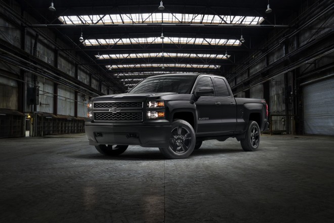 2015 Chevrolet SilveradoBlack Out Special Edition Wallpapers