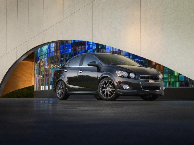 2015 Chevrolet Sonic Wallpapers