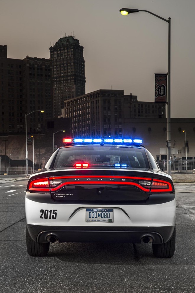 2015 Dodge Charger Pursuit Wallpapers