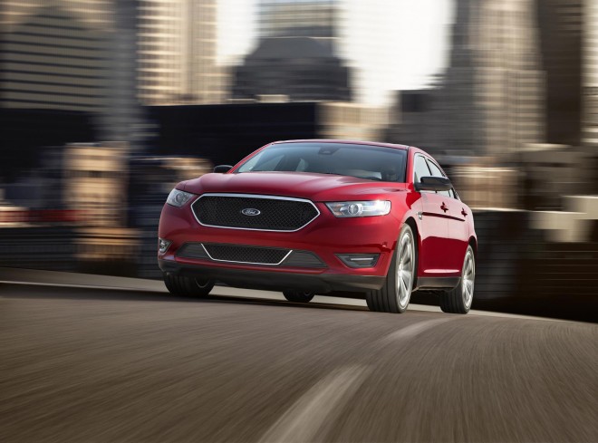 2015 Ford Taurus SHO Wallpapers