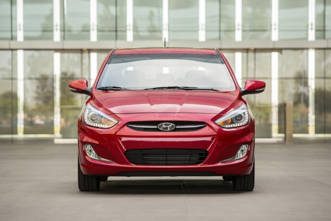2015 Hyundai Accent Wallpapers