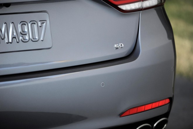 2015 Hyundai Genesis Wallpapers