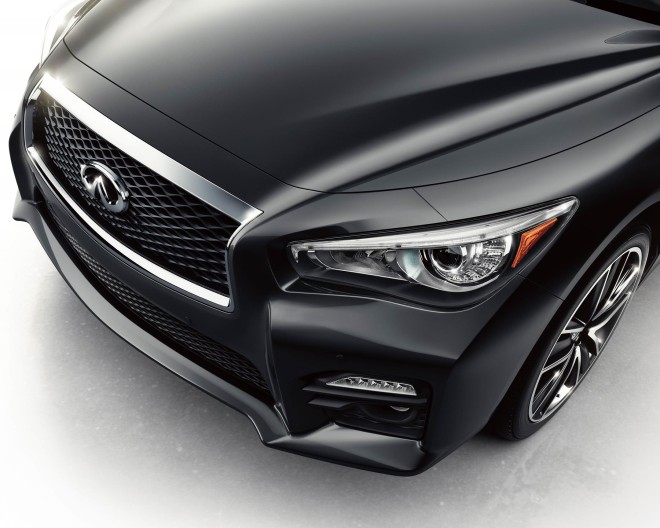 2015 Infiniti Q50 Wallpapers