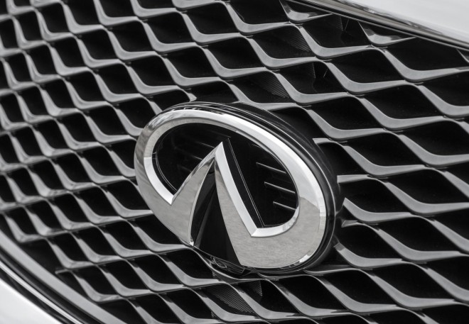 2015 Infiniti QX80 Wallpapers