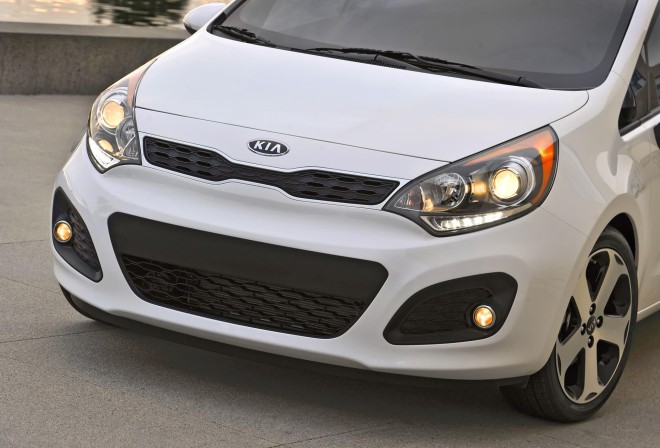 2015 Kia Rio 5-Door Wallpapers