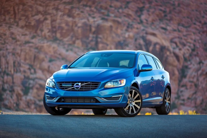 2015 Volvo V60 Wallpapers