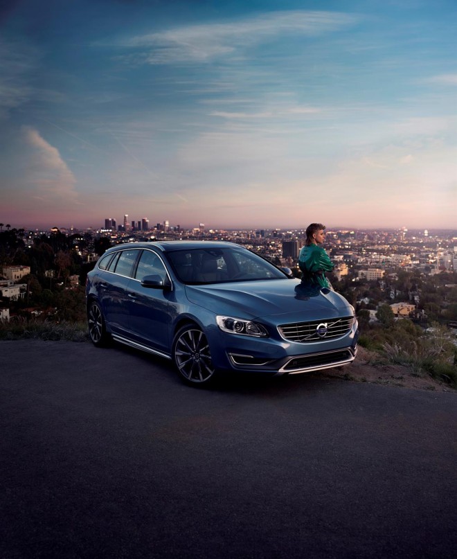 2015 Volvo V60 Wallpapers