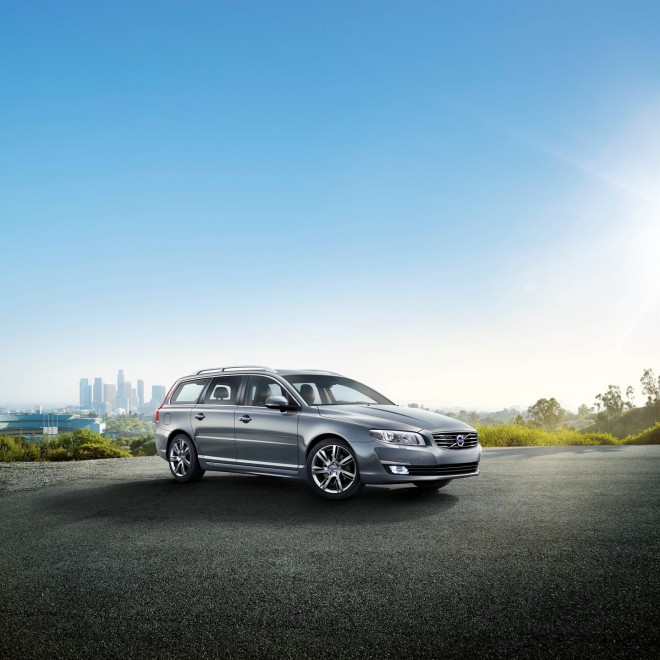 2015 Volvo V70 Wallpapers