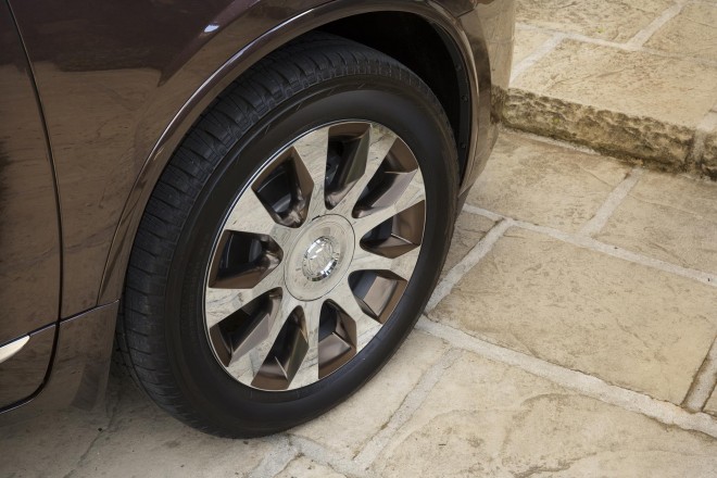 2016 Buick Enclave Wallpapers