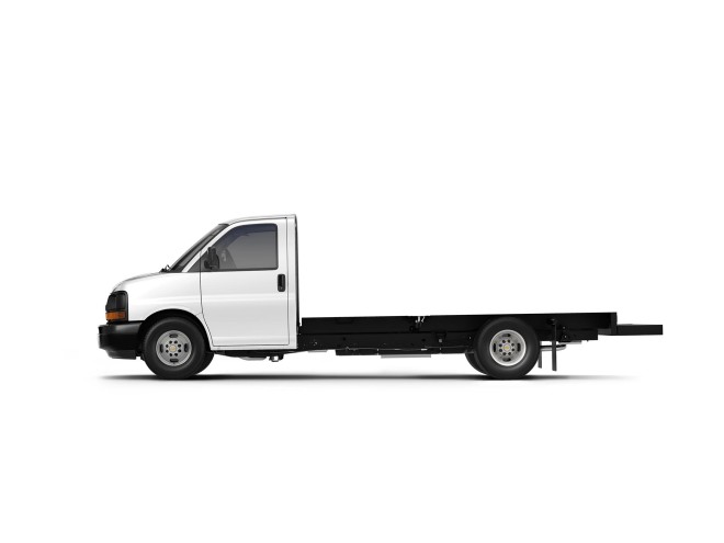 2016 Chevrolet Express Cutaway Van Wallpapers