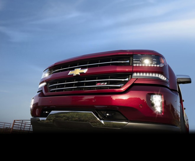 2016 Chevrolet Silverado Wallpapers