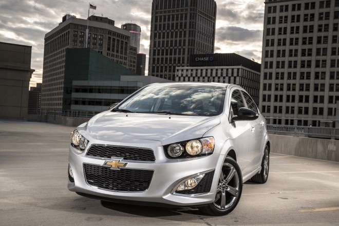 2016 Chevrolet Sonic Wallpapers