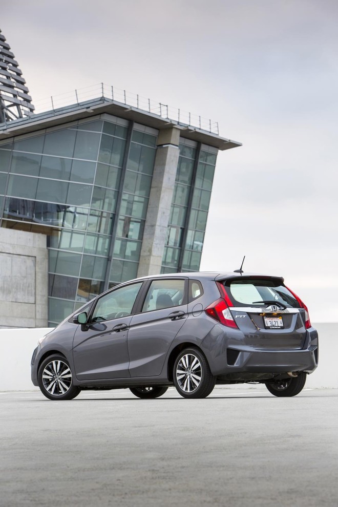 2016 Honda Fit Wallpapers