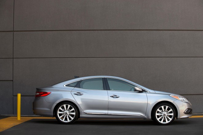 2016 Hyundai Azera Wallpapers