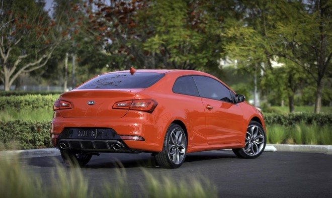 2016 Kia Forte Koup Wallpapers