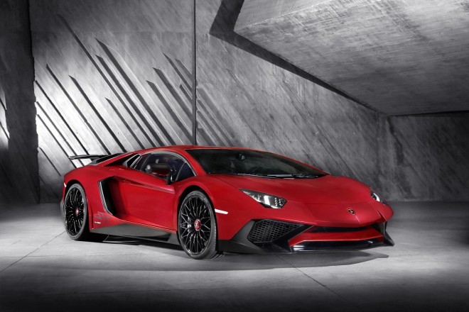 2016 Lamborghini Aventador Wallpapers