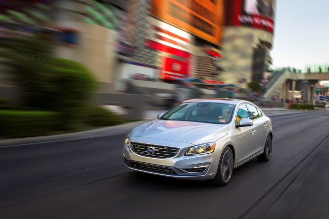 2016 Volvo S60 Wallpapers
