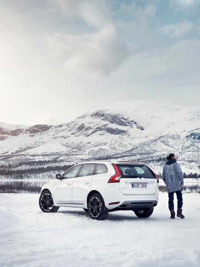 2016 Volvo XC60 Wallpapers