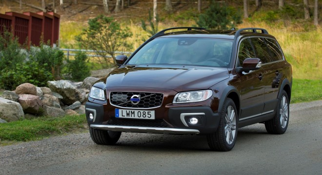 2016 Volvo XC70 Wallpapers