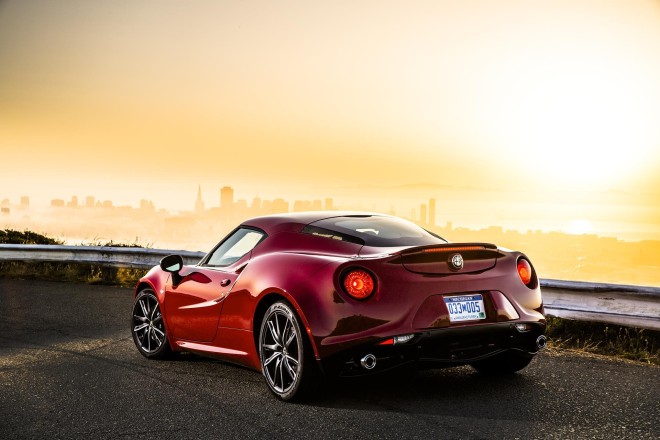 2017 Alfa Romeo 4C Wallpapers