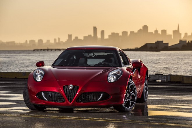 2018 Alfa Romeo 4C Wallpapers
