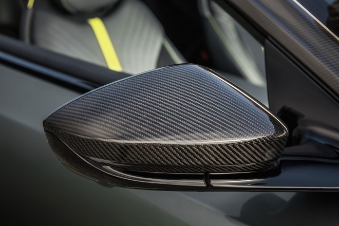 2018 Aston Martin DB11 AMR Wallpapers