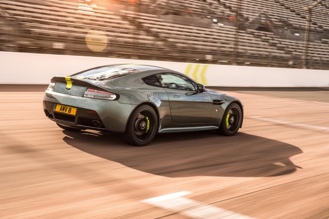 2018 Aston Martin Vantage AMR Wallpapers
