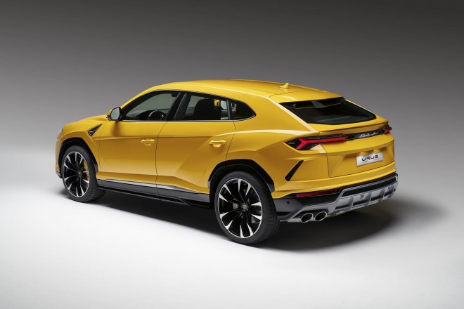 2018 Lamborghini Urus Wallpapers