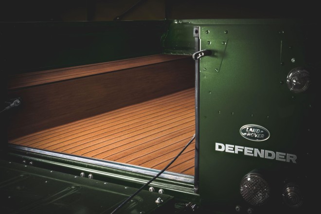 2018 Land Rover Defender One-Off Wallpapers