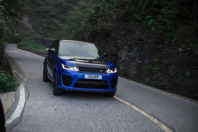 2018 Land Rover Range Rover SVR Wallpapers