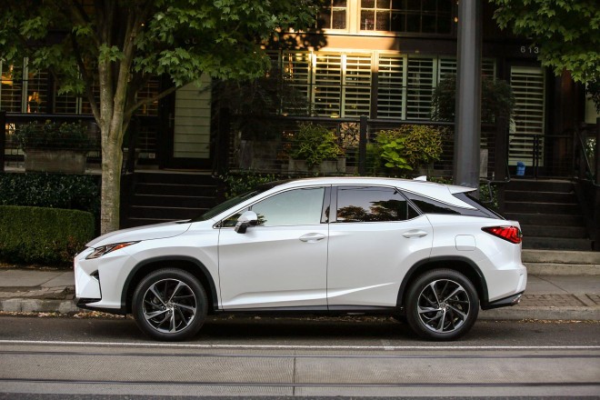 2018 Lexus RX Wallpapers