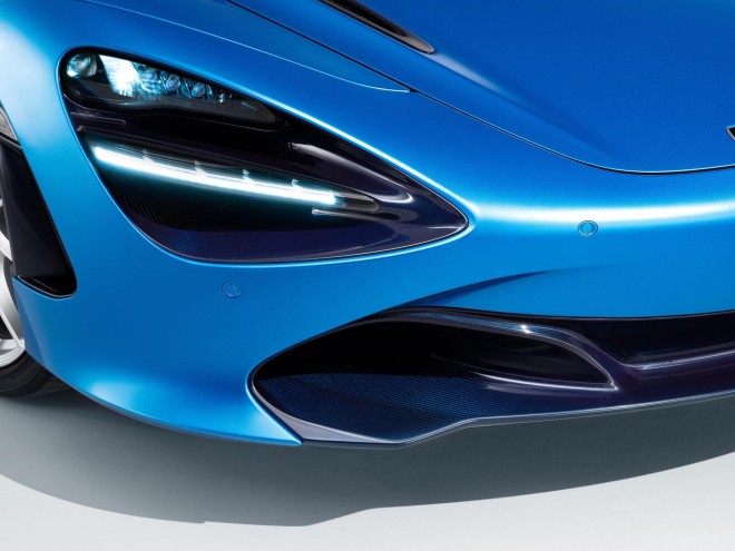 2018 McLaren 720S Pacific Theme Wallpapers