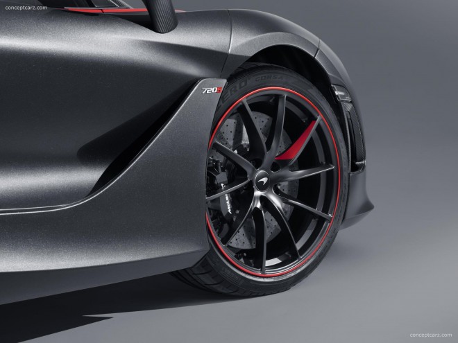 2018 McLaren MSO 720S Stealth Theme Wallpapers